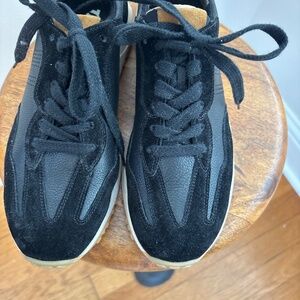 New Paul Green sneakers size 7.5